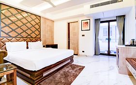 Palette - Daltin Tower Hotel Digha (west Bengal) India